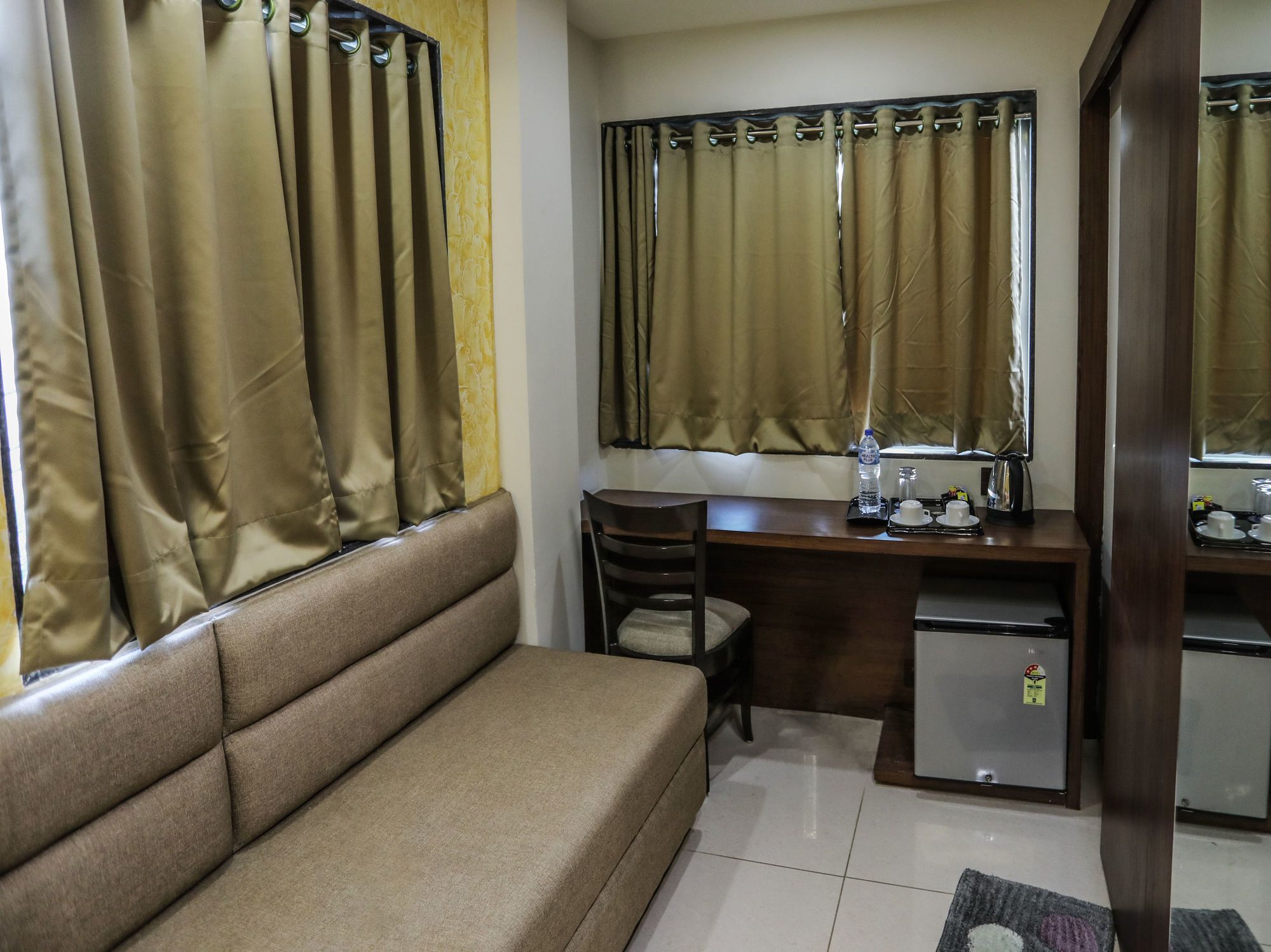 Fabhotel La Pearl Bhopal Eksteriør billede